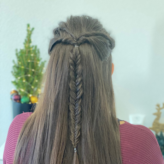 Tutorial: Subtle Fishtail Braid
