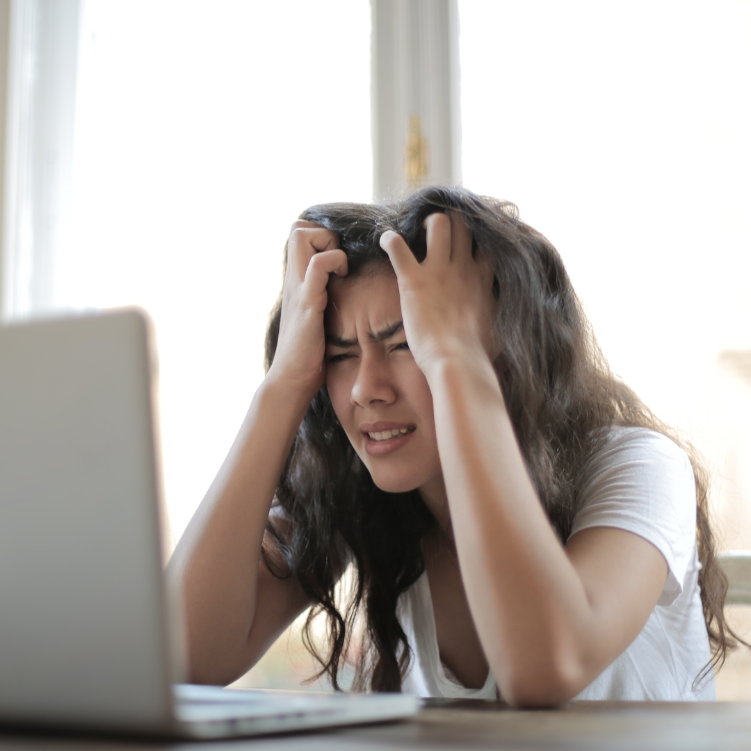 Stress en haaruitval: zo beïnvloedt stress je haar gezondheid